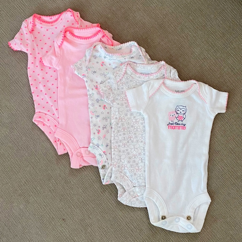Precious Firsts: Carter’s Premie Onesie Set NWOT